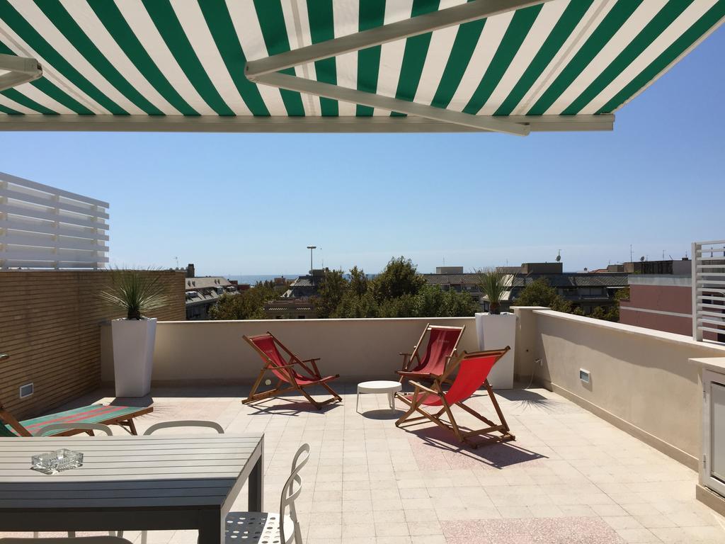 Attico Al Mare Διαμέρισμα Λίντο ντι Όστια Εξωτερικό φωτογραφία