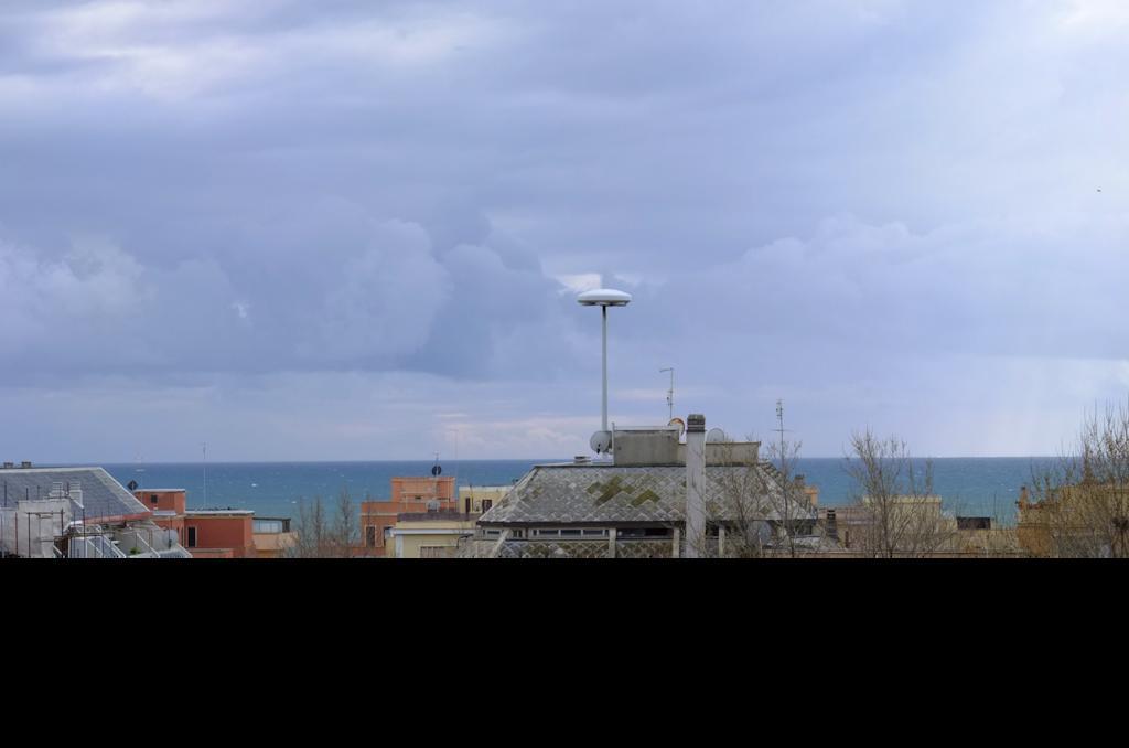 Attico Al Mare Διαμέρισμα Λίντο ντι Όστια Εξωτερικό φωτογραφία